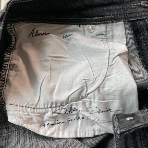 Platinum Black Jeans w/Rhinestones Size 1 Reg - Picture 4 of 10